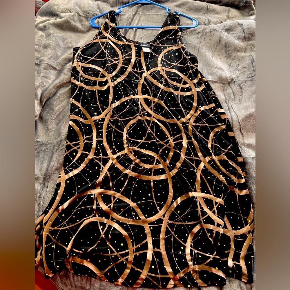 Elegant Black and Gold Women's Dress, size L.  Very pretty